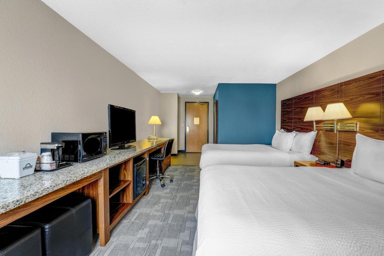 Days Inn By Wyndham Red Deer Zewnętrze zdjęcie