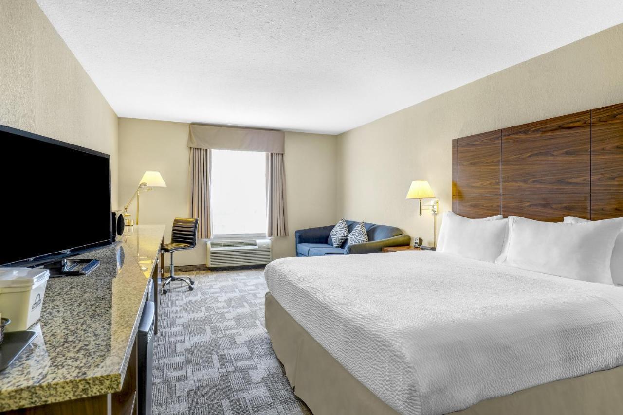 Days Inn By Wyndham Red Deer Zewnętrze zdjęcie
