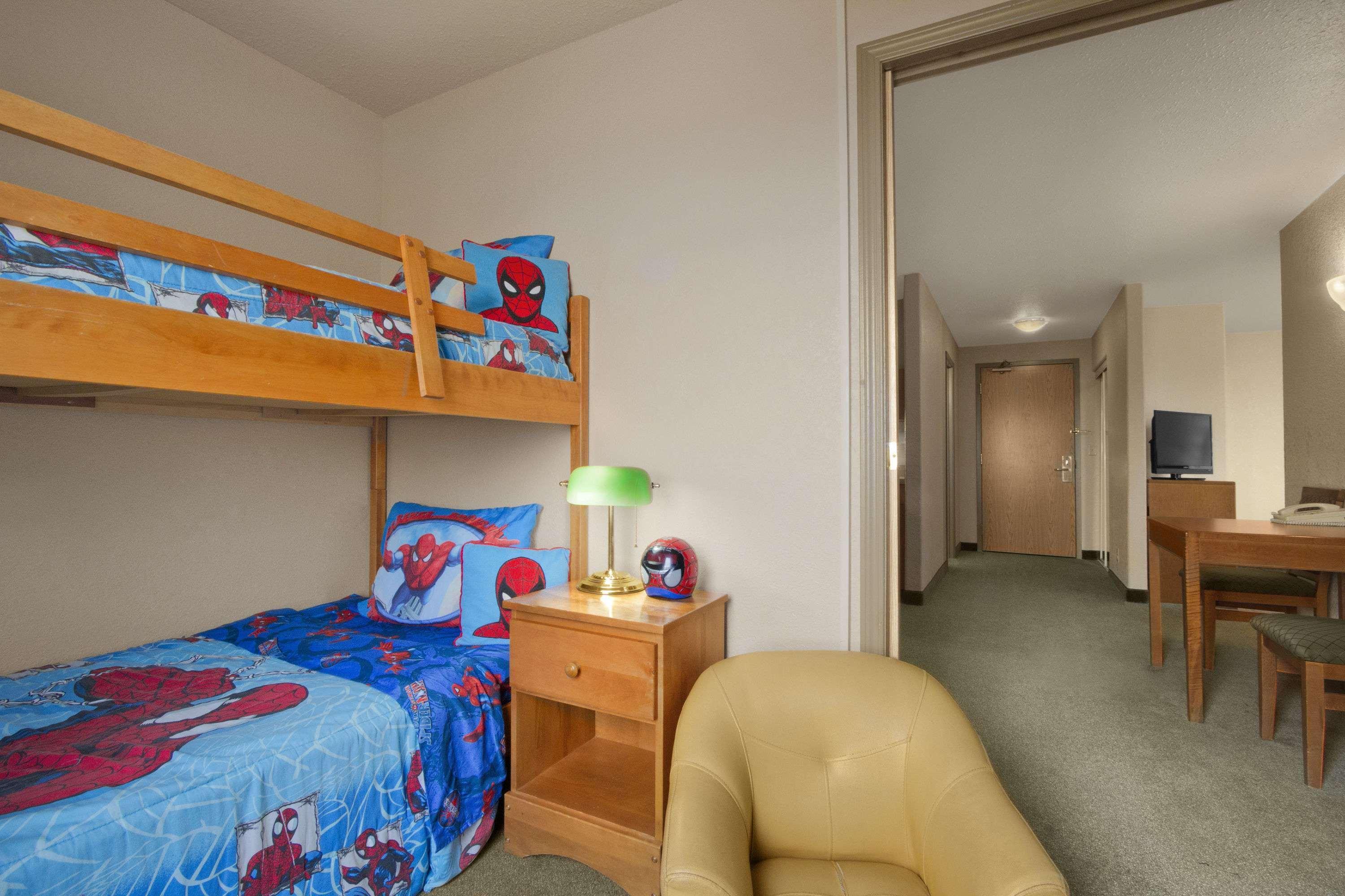 Days Inn By Wyndham Red Deer Zewnętrze zdjęcie